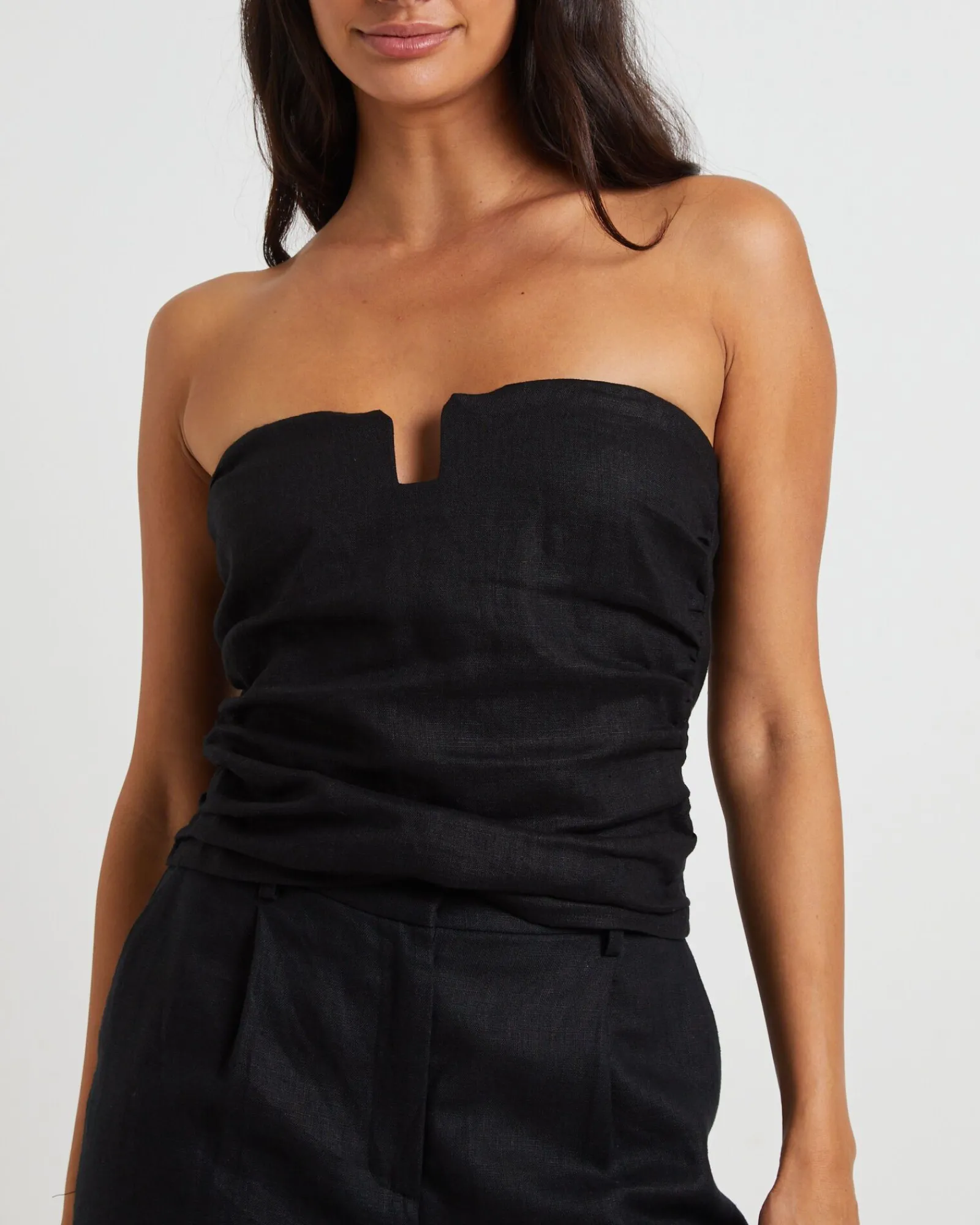 lui_cut_out_linen_bandeau_5.webp New SUBTITLED Lui Cut Out Linen Bandeau Top In Black