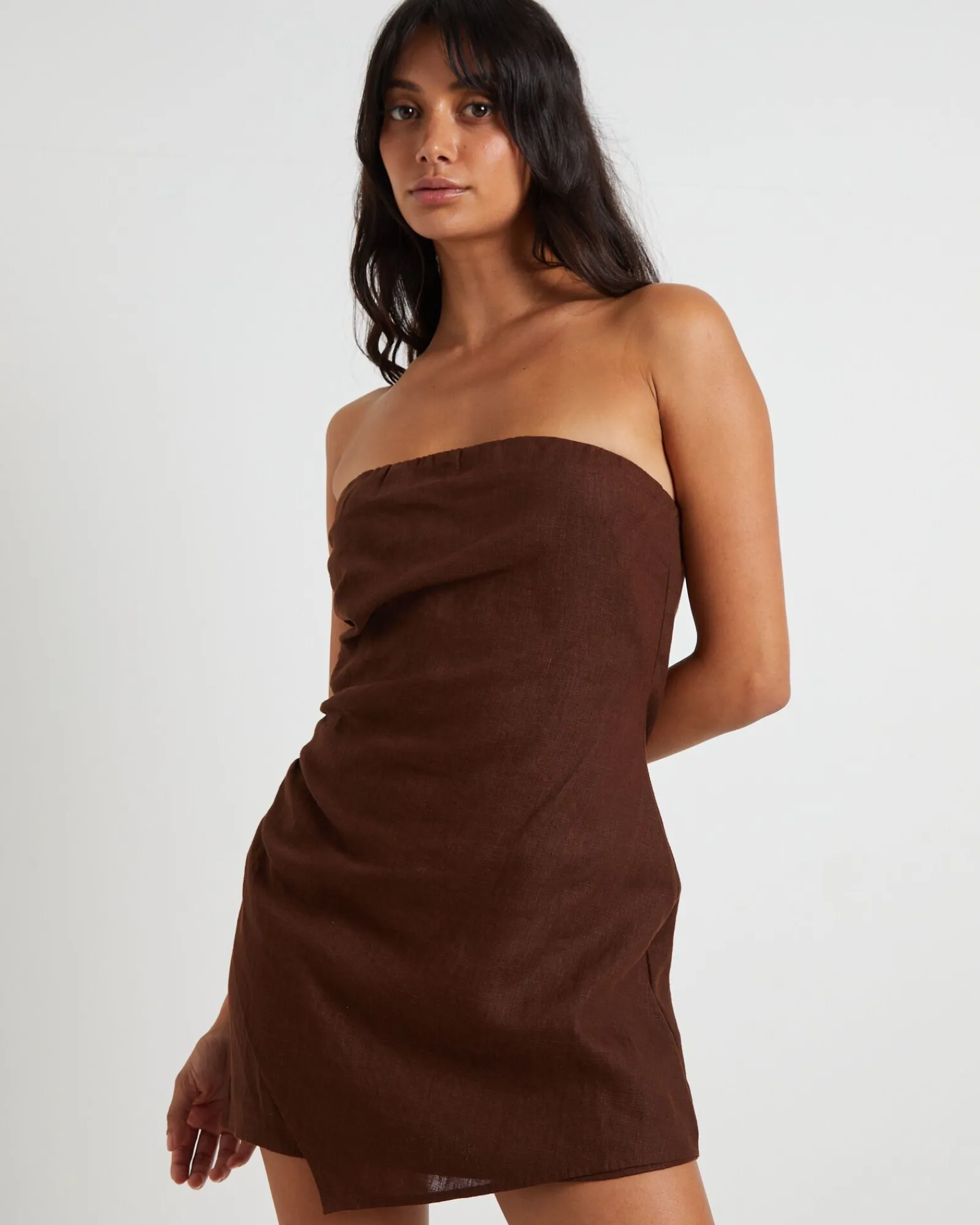 lui_linen_mini_dress_in_c_0.webp Store SUBTITLED Lui Linen Mini Dress In Chocolate