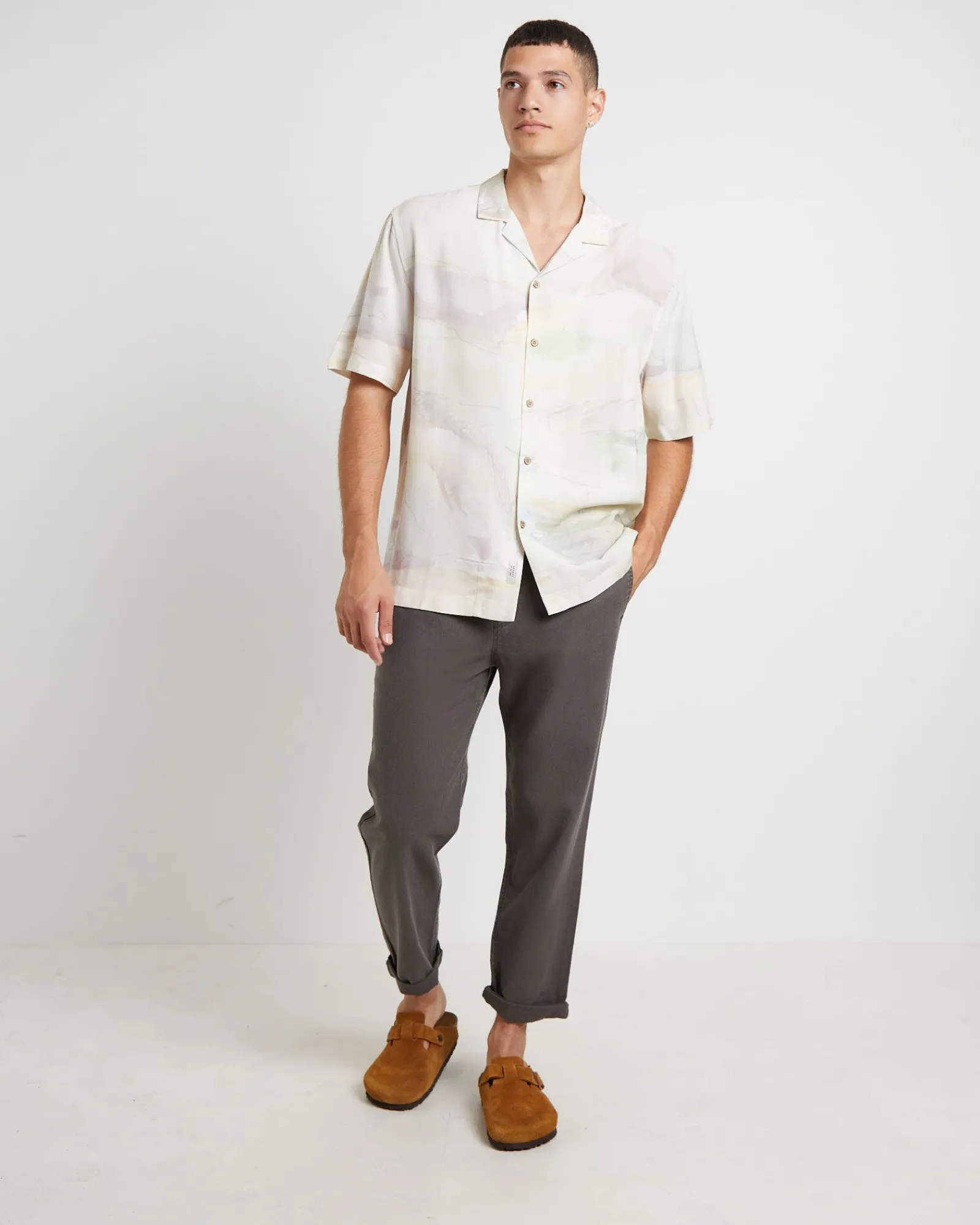 mansfield_short_sleeve_re_2.webp Store ARVUST Mansfield Short Sleeve Restor Shirt In Multi