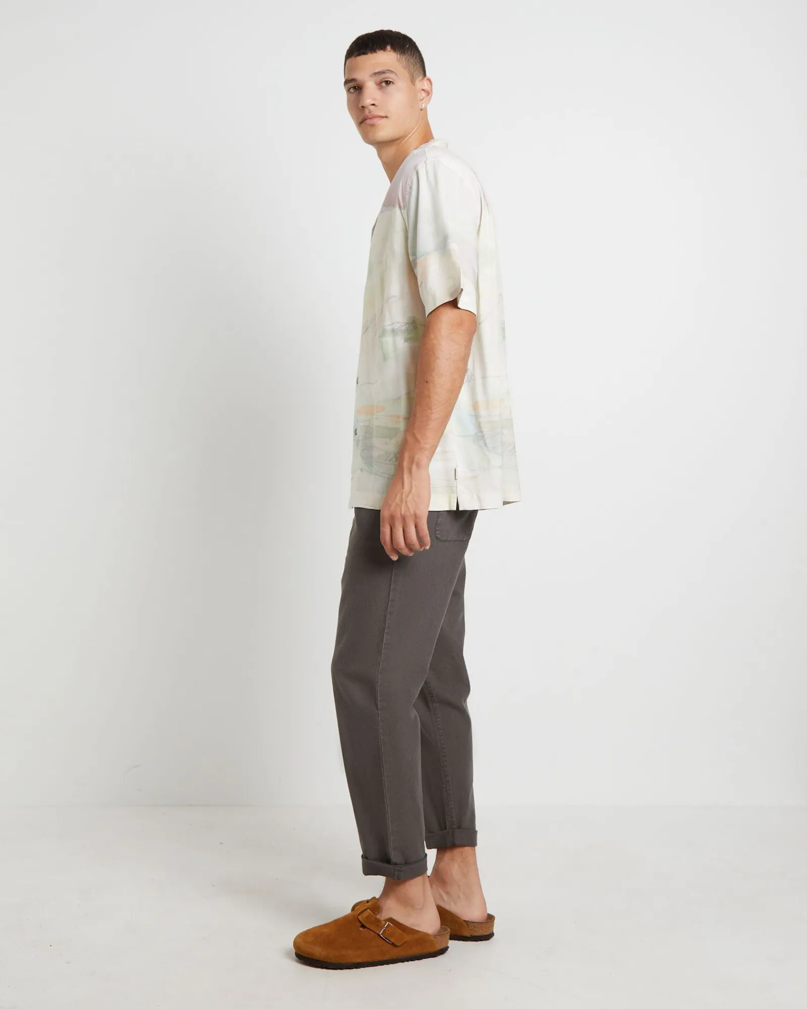 mansfield_short_sleeve_re_3.webp Store ARVUST Mansfield Short Sleeve Restor Shirt In Multi