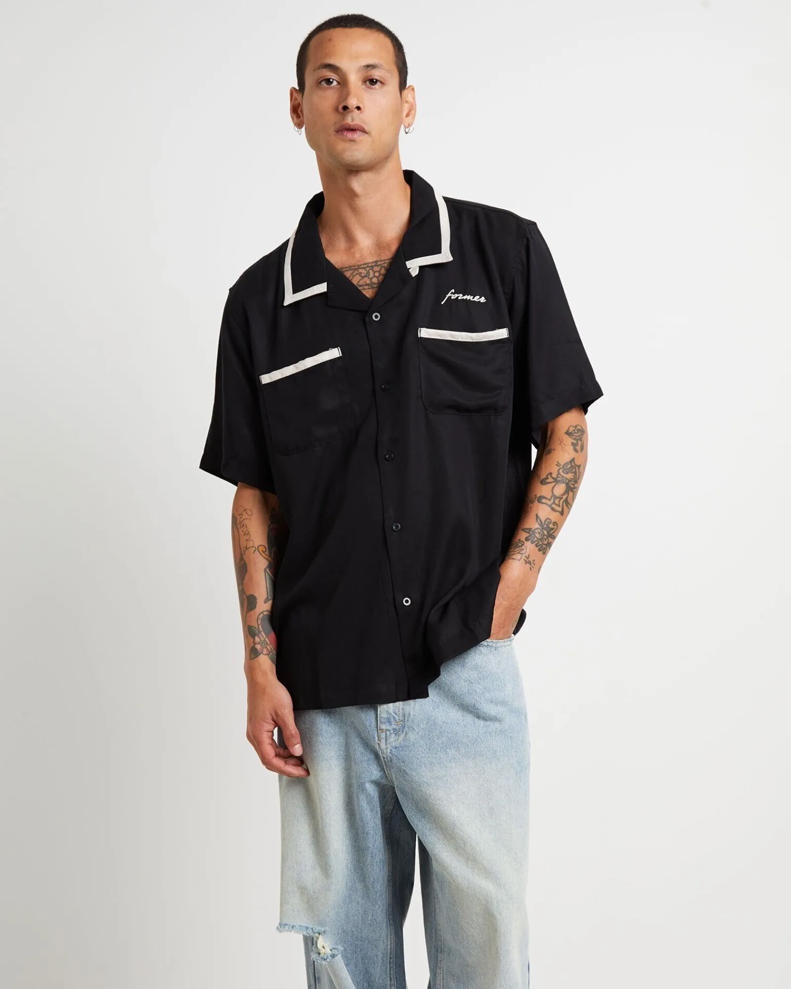 marilyn_faint_short_sleev_0.webp New FORMER Marilyn Faint Short Sleeve Shirt In Black Oyster