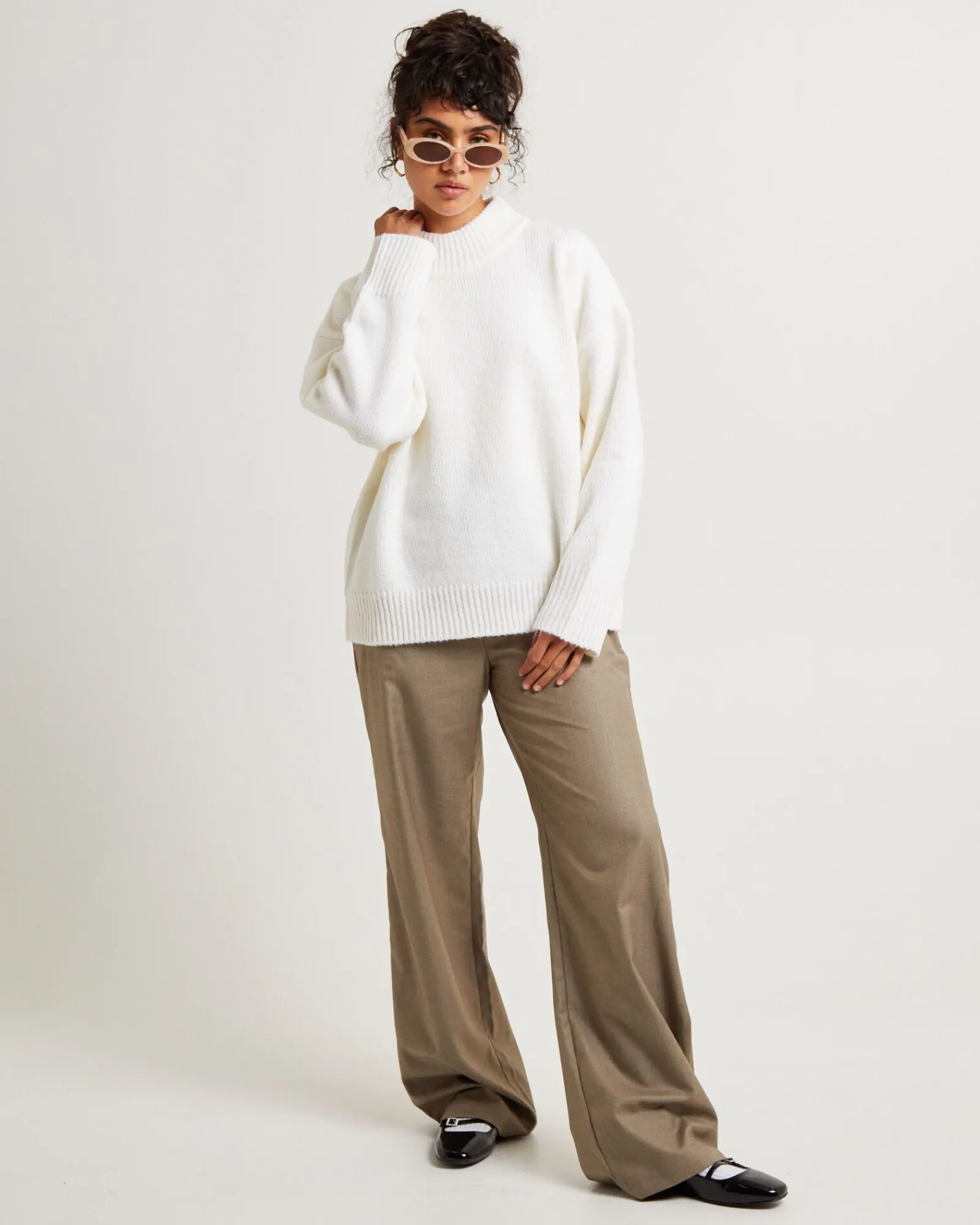 maxie_oversized_knit_jump_2.webp Outlet SUBTITLED Maxie Oversized Knit Jumper