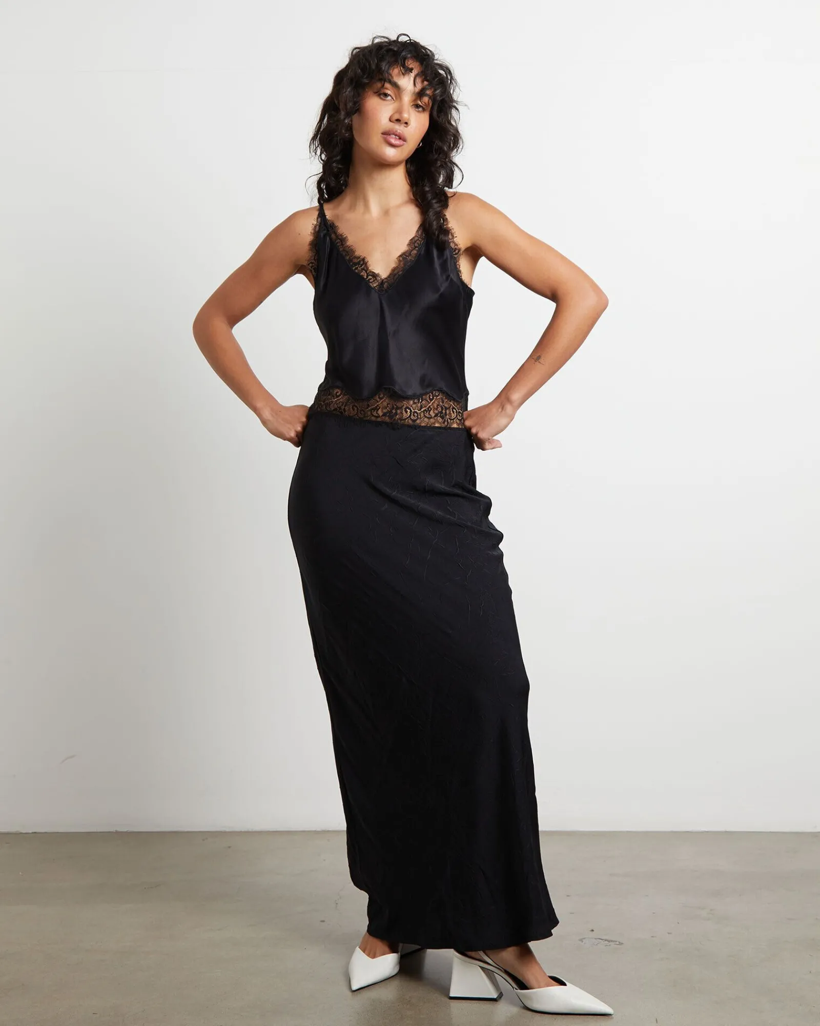 nadia_lace_framed_cami_in_2.webp Clearance STUDIO Nadia Lace Framed Cami In Black