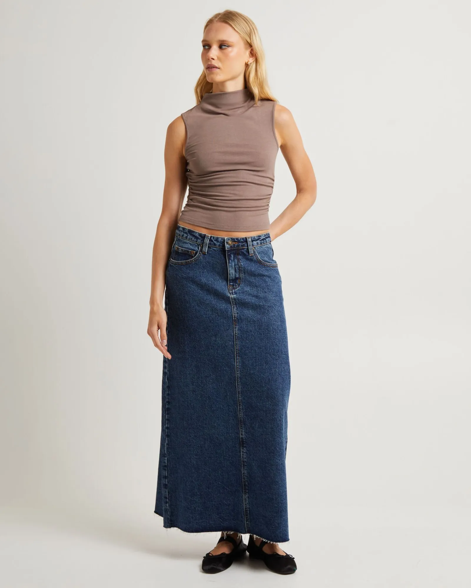 naya_maxi_denim_skirt_gru_2.webp New INSIGHT Naya Maxi Denim Skirt Grunge Blue