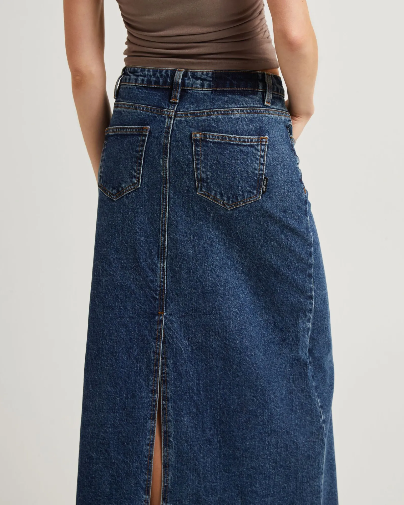 naya_maxi_denim_skirt_gru_4.webp New INSIGHT Naya Maxi Denim Skirt Grunge Blue