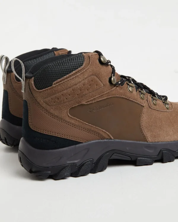 Store COLUMBIA Newton Ridge Plus Ii Boots In Suede Dark Brown