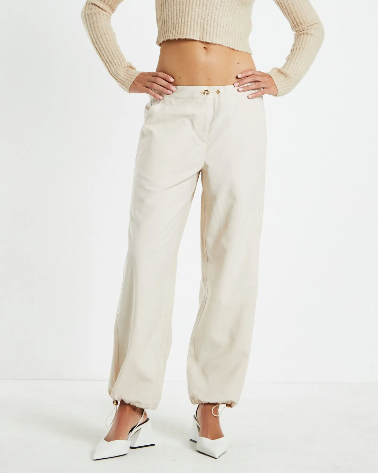 nikita_clean_parachute_pa_0.webp Outlet ALICE IN THE EVE Nikita Clean Parachute Pants Cream