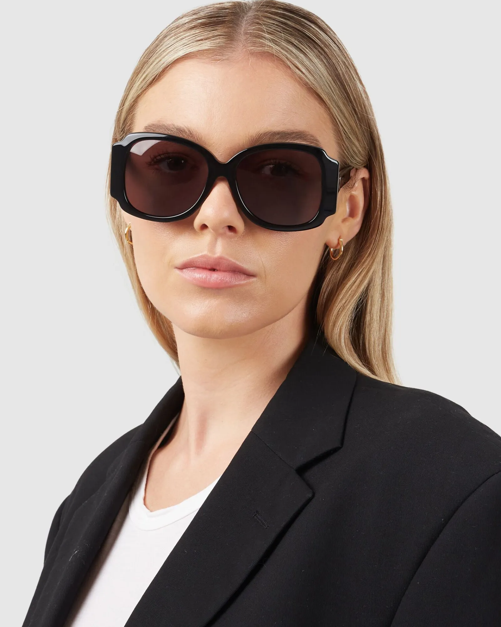 paris_sunglasses_black_0.webp Shop SHEVOKE Paris Sunglasses Black