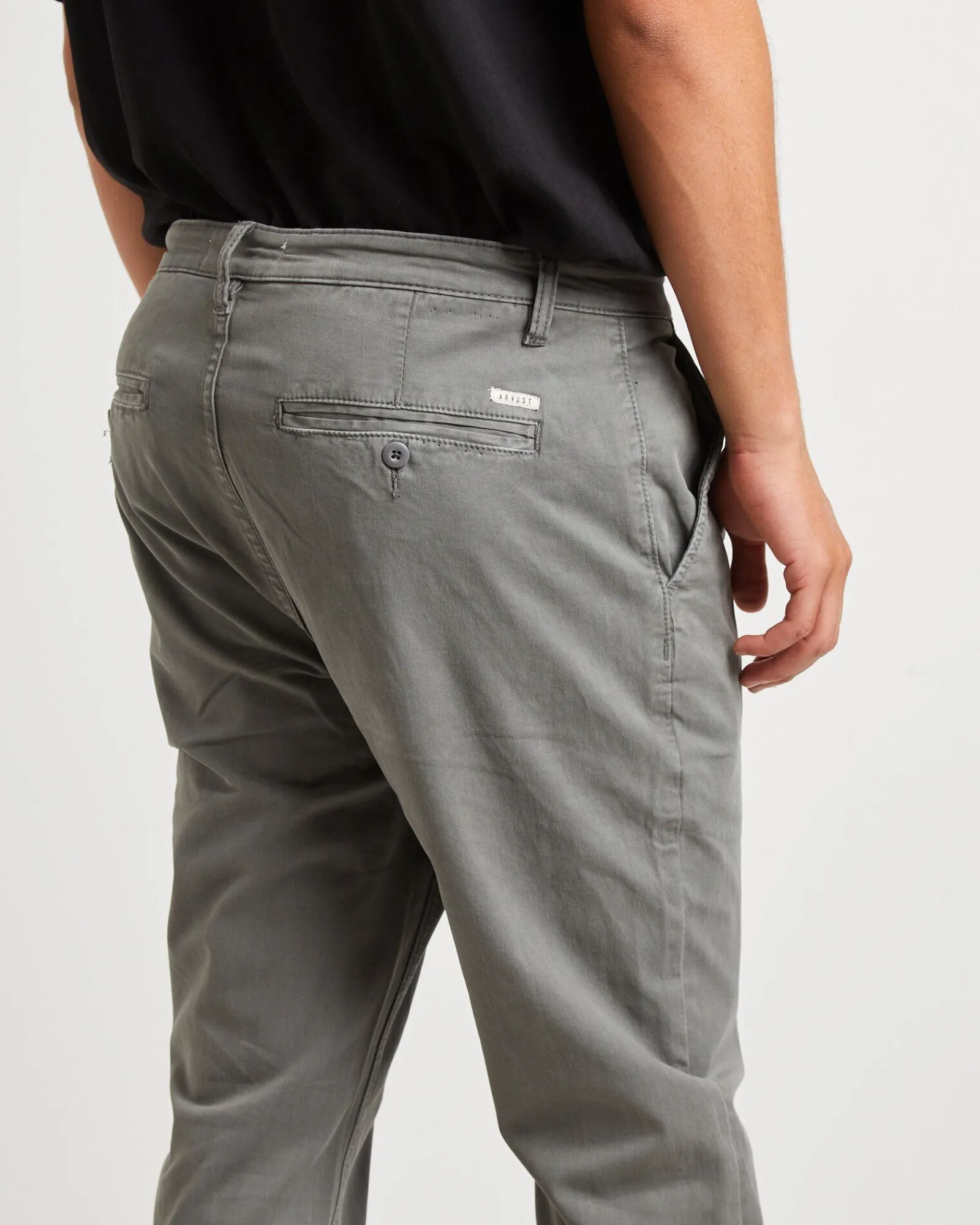 preston_chino_pants_in_mi_5.webp Flash Sale ARVUST Preston Chino Pants In Mid Grey