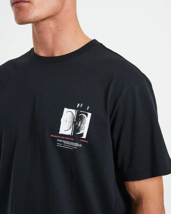 Best Sale FORMER Quandary Short Sleeve T-Shirt In Black