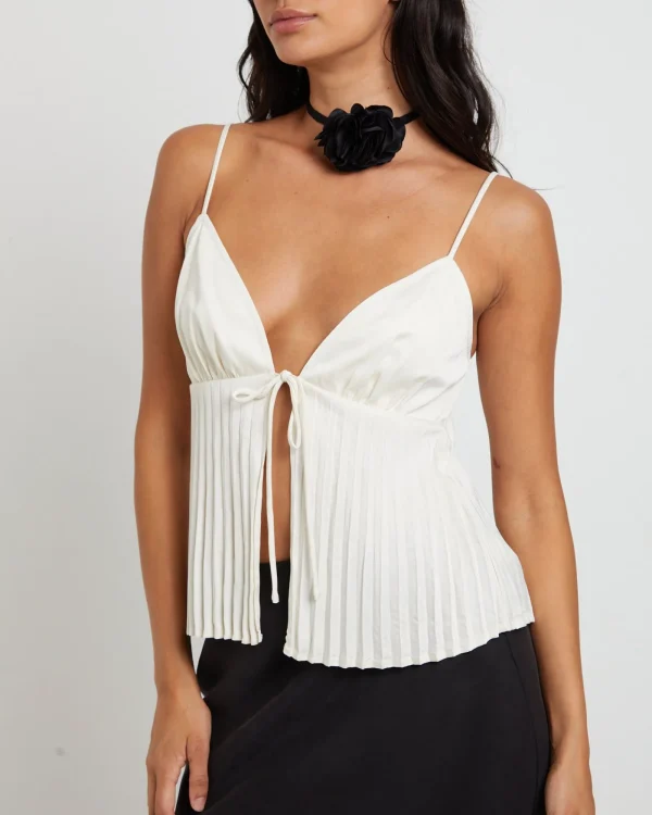 Cheap ALICE IN THE EVE Rhea Pleated Top In Ivory