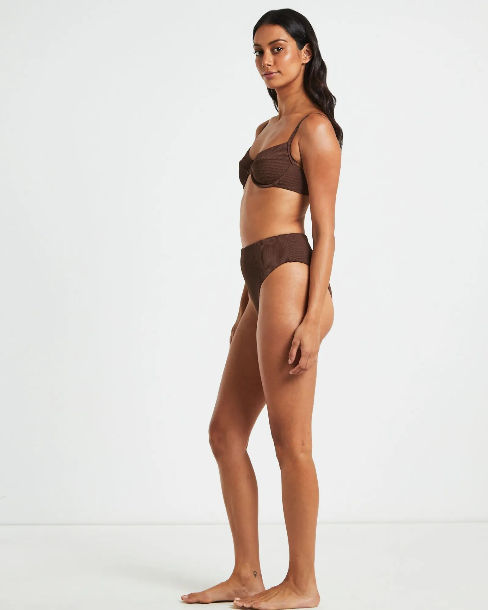 rib_cut_out_underwire_bik_5-2.webp Cheap SUBTITLED Rib Cut Out Underwire Bikini Top In Chocolate Brown