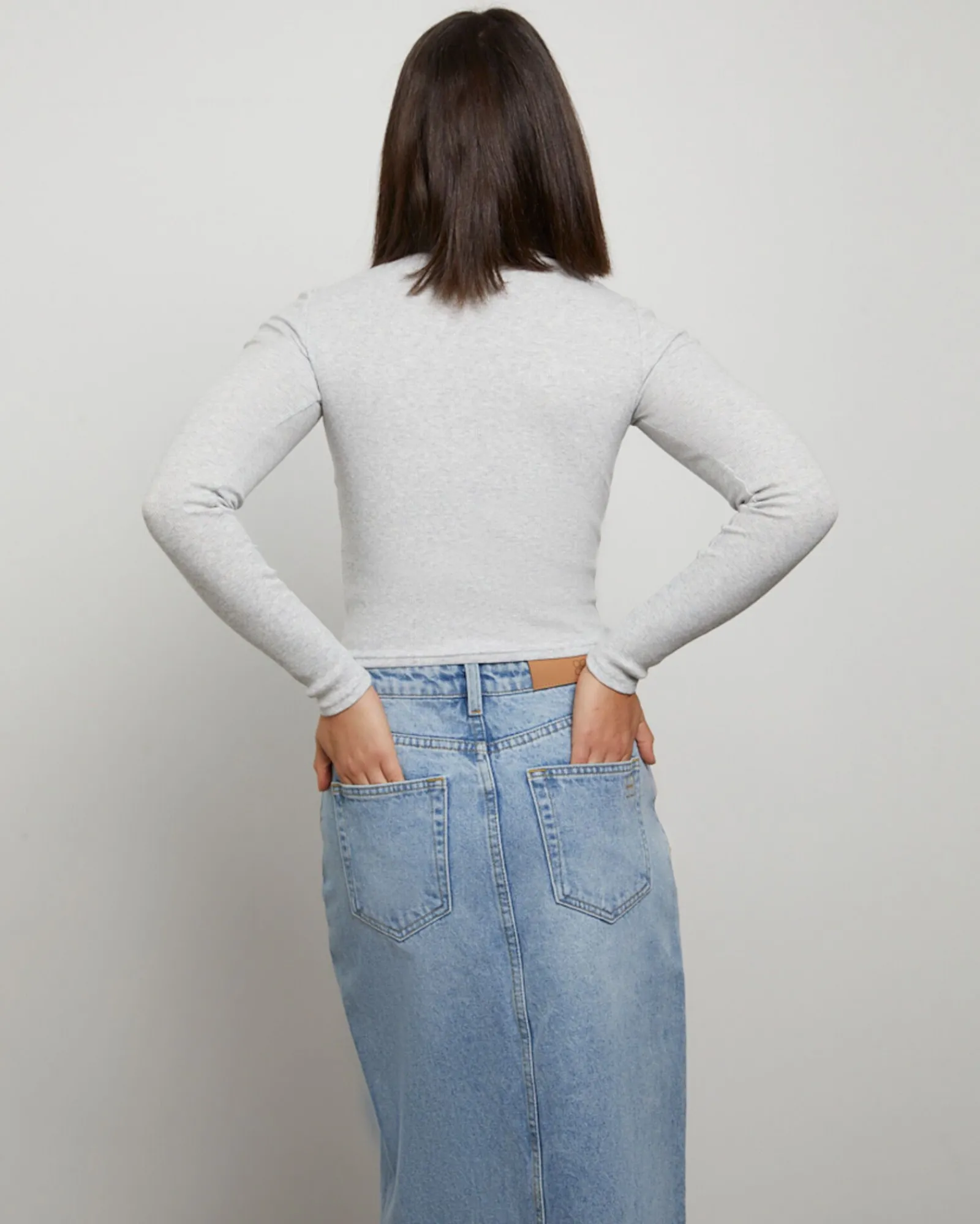 ribbed_long_sleeve_skivvy_1.webp Shop GENERAL PANTS CO. BASICS Ribbed Long Sleeve Skivvy In Grey