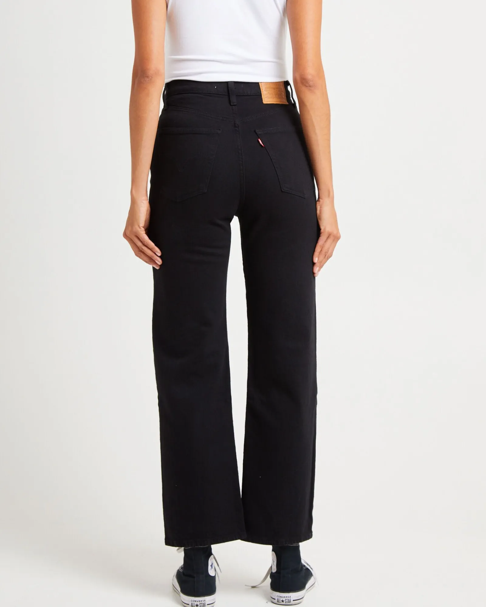 ribcage_straight_jeans_an_1.webp Flash Sale LEVIS Ribcage Straight Jeans Ankle Black Heart