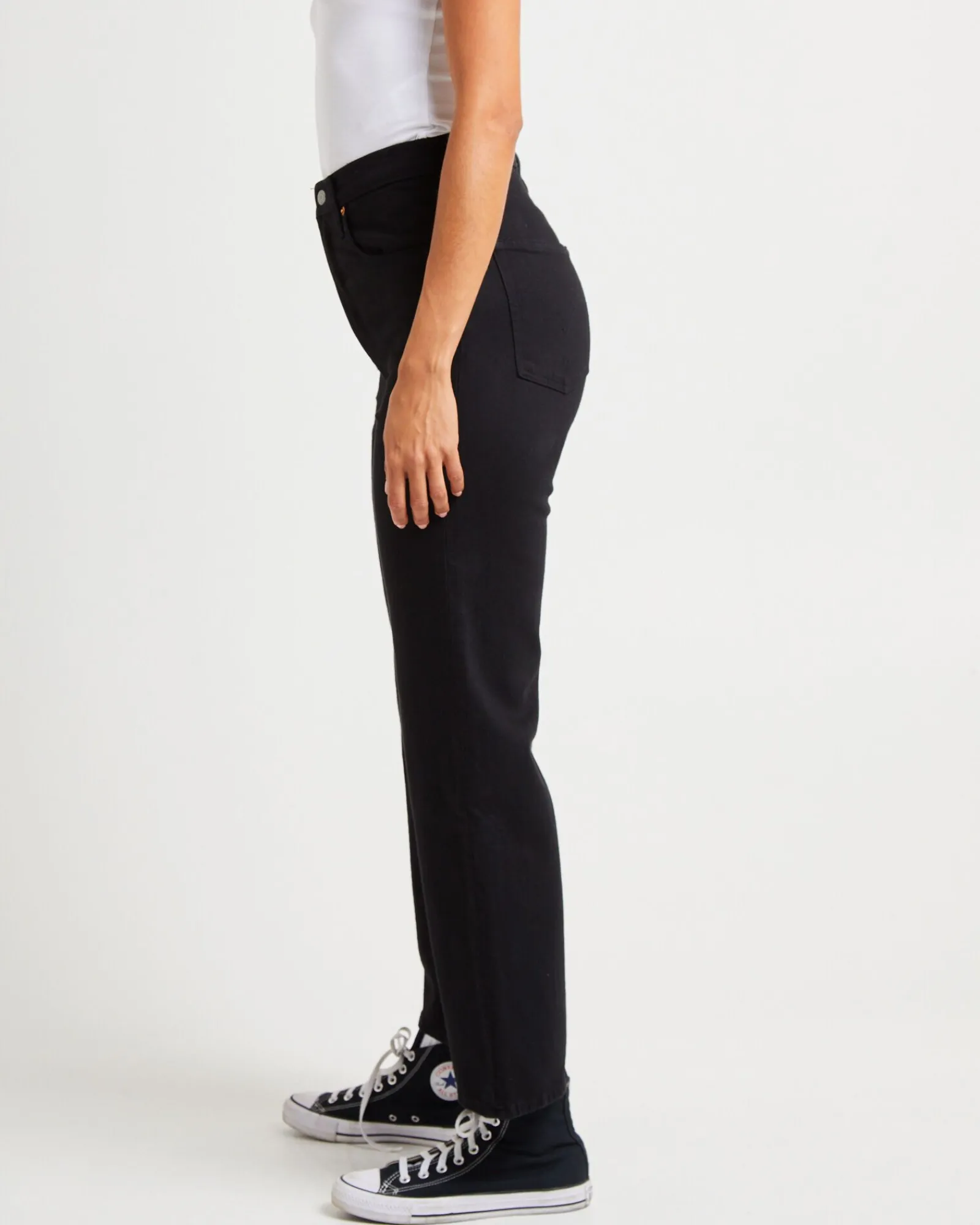 ribcage_straight_jeans_an_3.webp Flash Sale LEVIS Ribcage Straight Jeans Ankle Black Heart