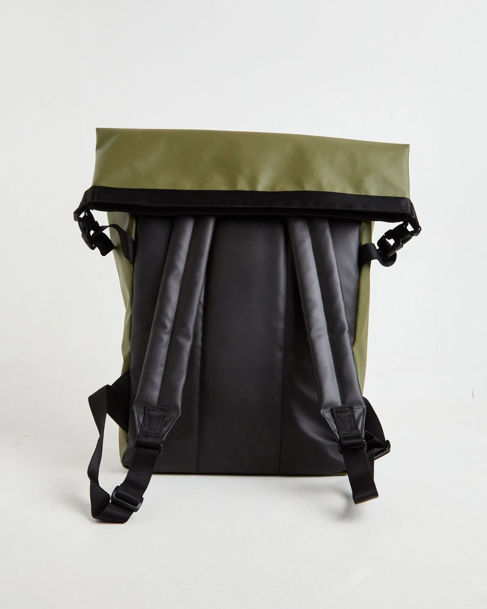 roll_top_baggy_in_ivy_gre_2.webp Sale HERSCHEL SUPPLY CO Roll Top Baggy In Ivy Green