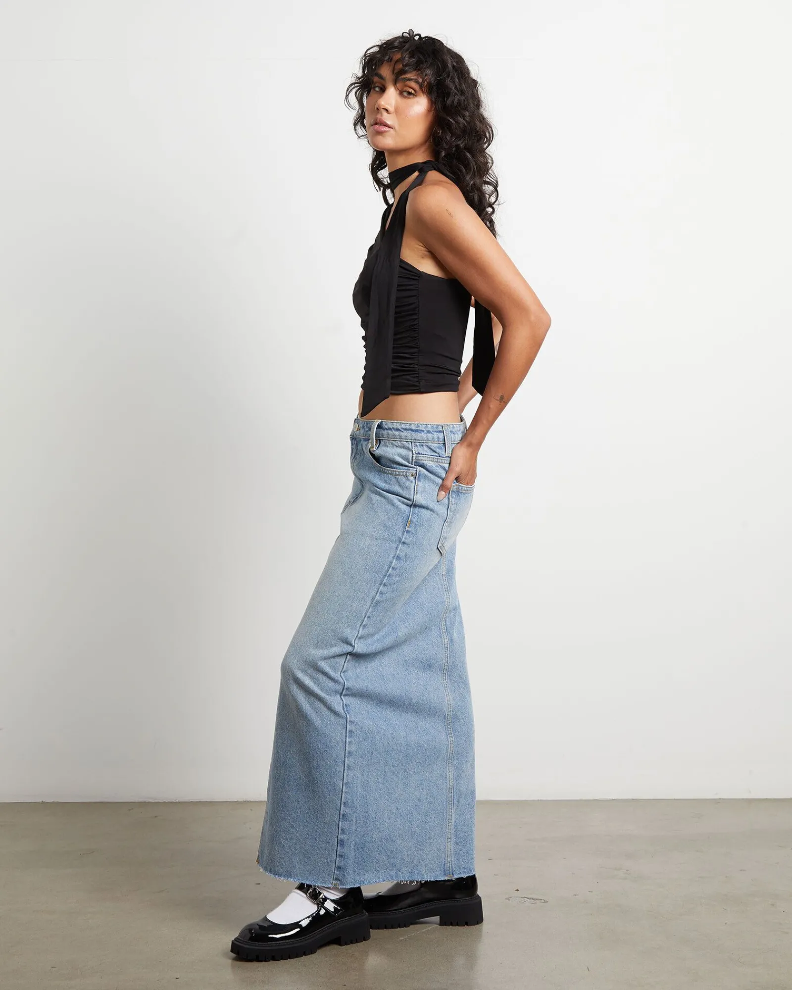 rowan_slinky_chocker_top__3.webp Cheap ALICE IN THE EVE Rowan Slinky Chocker Top In Black