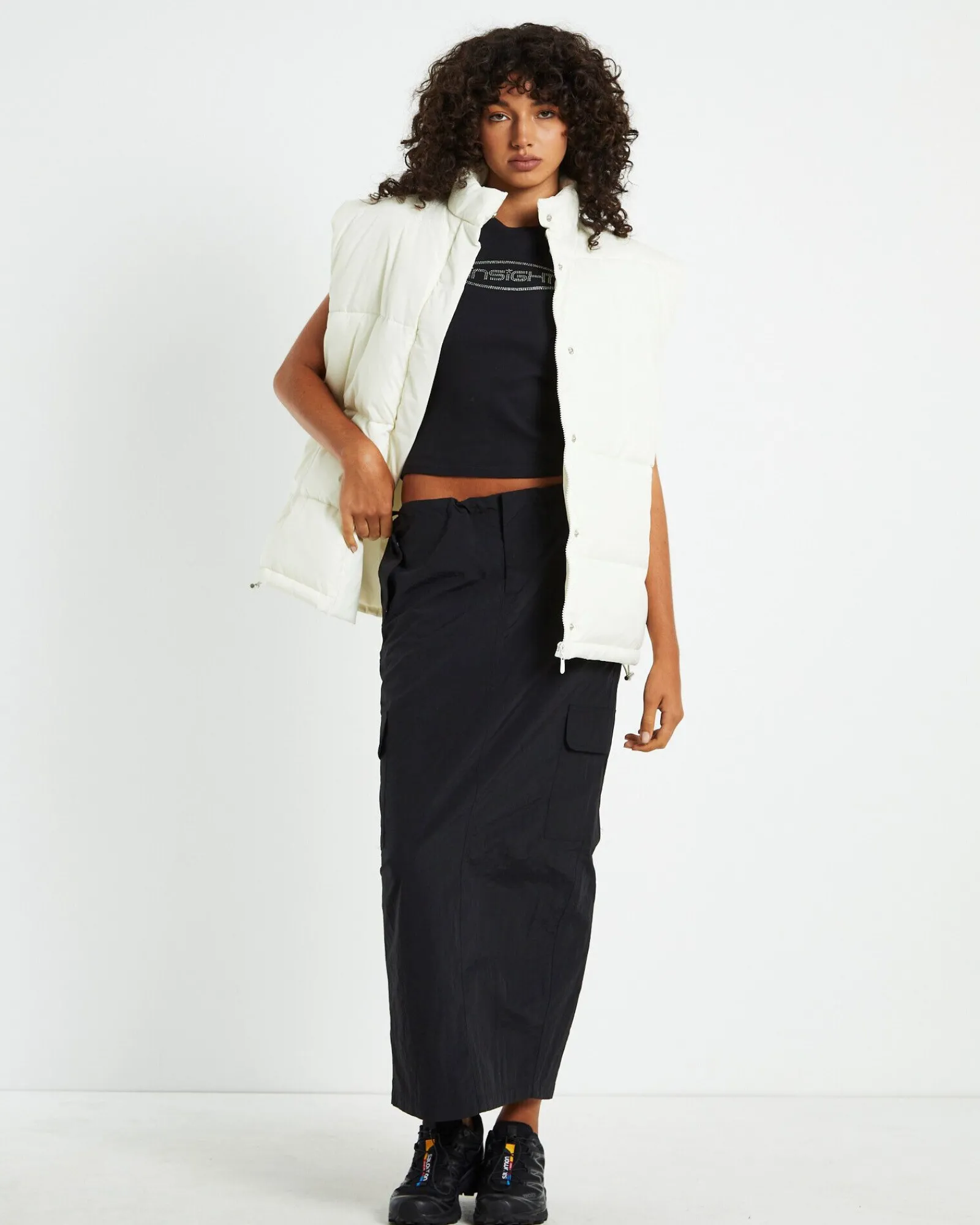 ruby_multi_pocket_cargo_m_2.webp Clearance INSIGHT Ruby Multi Pocket Cargo Maxi Skirt Black