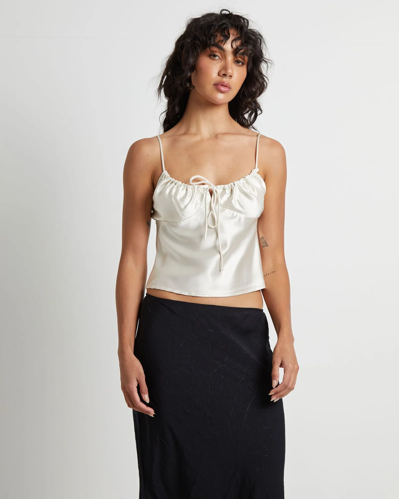 ruby_romantic_slip_top_in_4-1.webp Cheap ALICE IN THE EVE Ruby Romantic Slip Top In Ivory