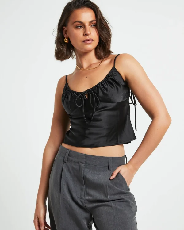 Store ALICE IN THE EVE Ruby Romantic Slip Top In Black