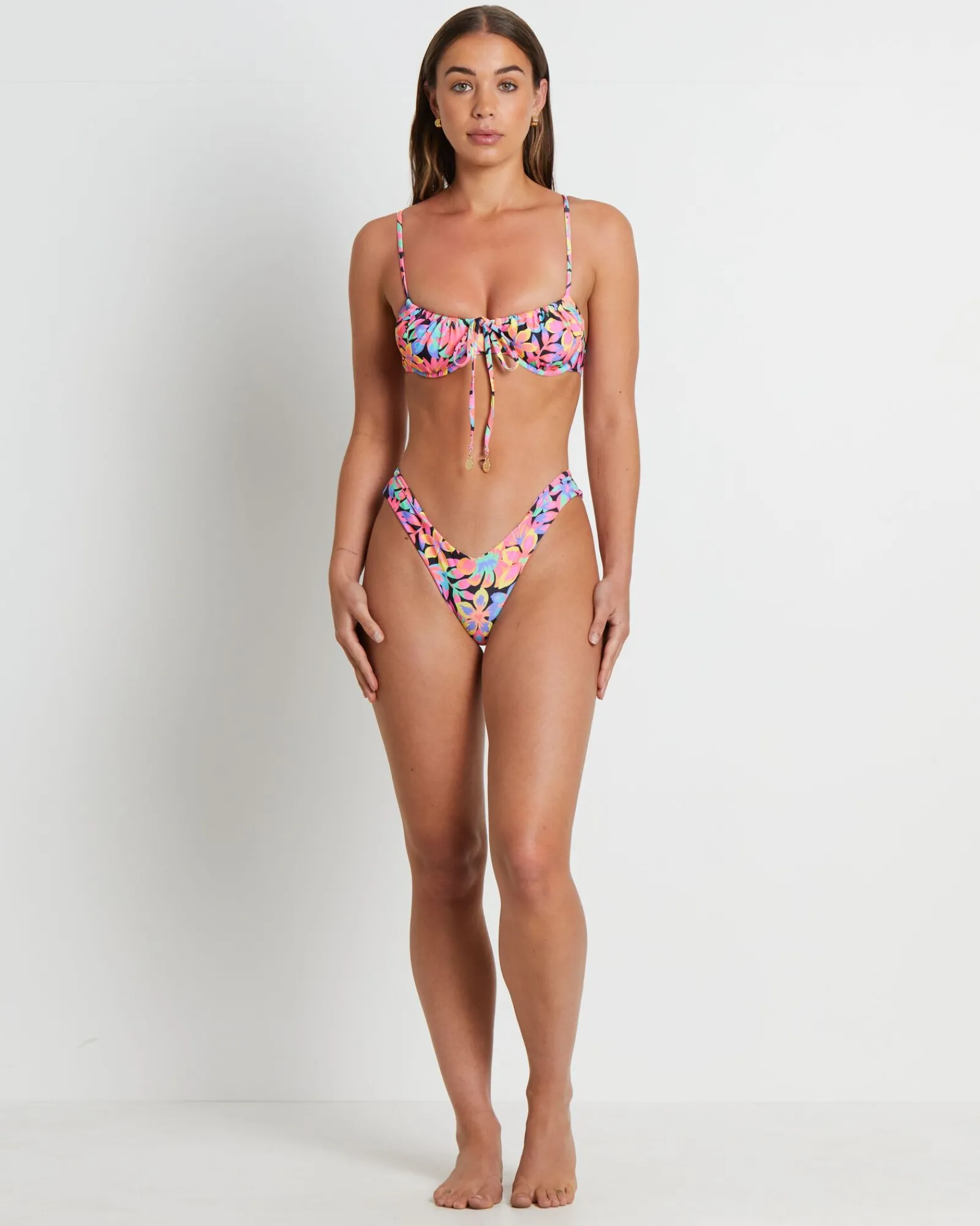 ruched_underwire_bra_biki_2-1.webp Online KULANI KINIS Ruched Underwire Bra Bikini Top In Disco Doll