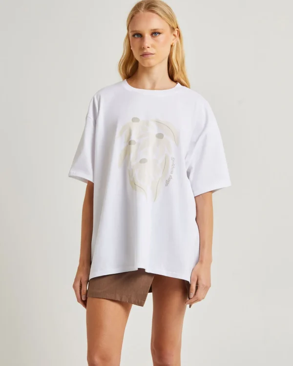 Store SUBTITLED Sandy Oversized Short Sleeve T-Shirt In White
