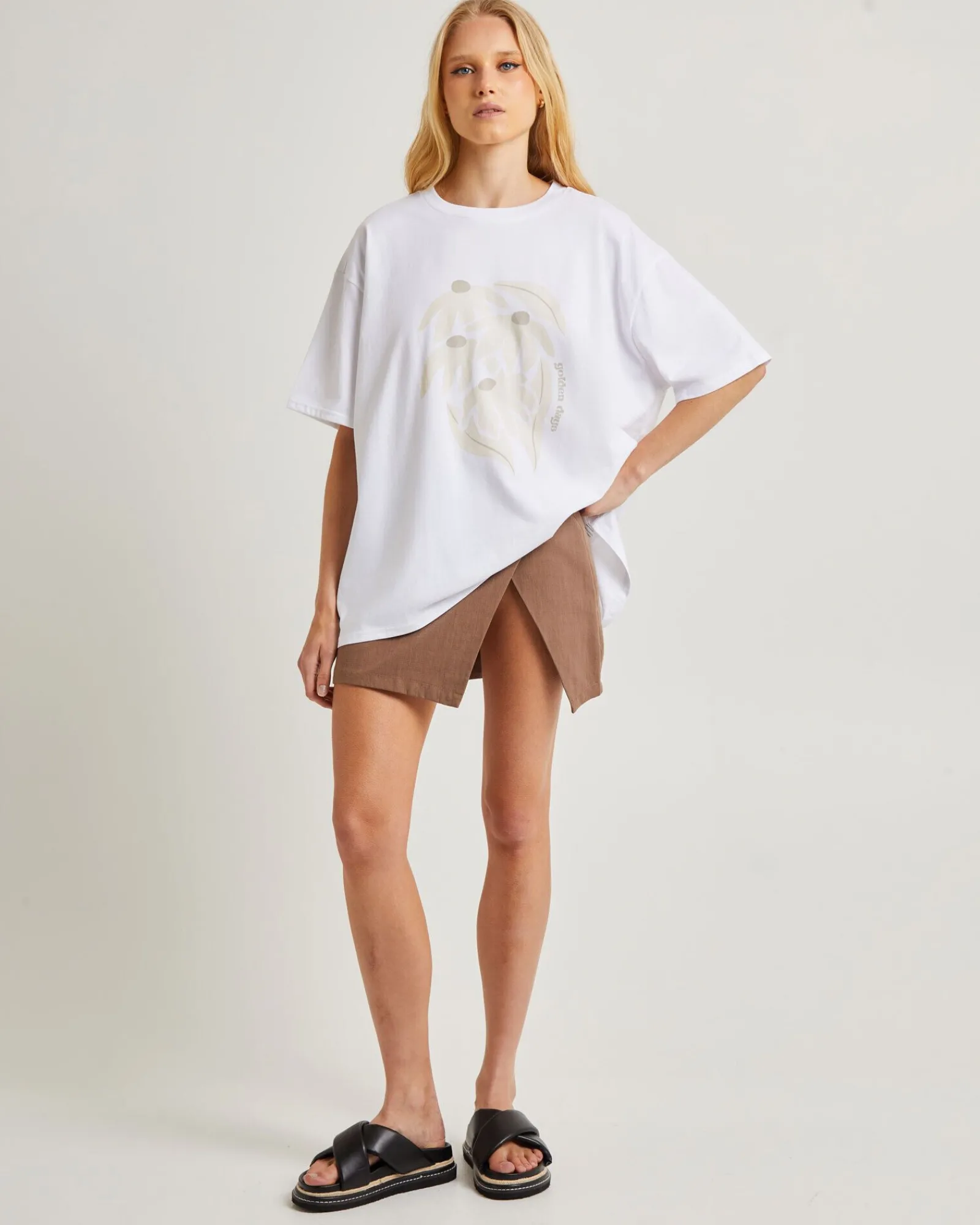 sandy_oversized_short_sle_2.webp Store SUBTITLED Sandy Oversized Short Sleeve T-Shirt In White
