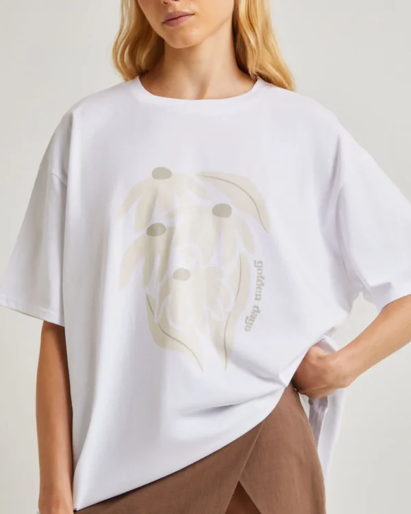 Store SUBTITLED Sandy Oversized Short Sleeve T-Shirt In White