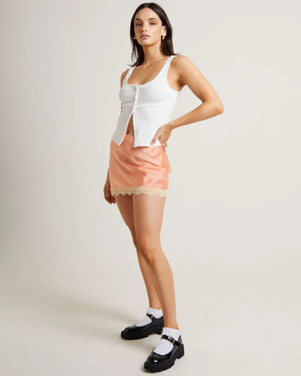 Best ALICE IN THE EVE Saski Scallop Trim Vest Top In White