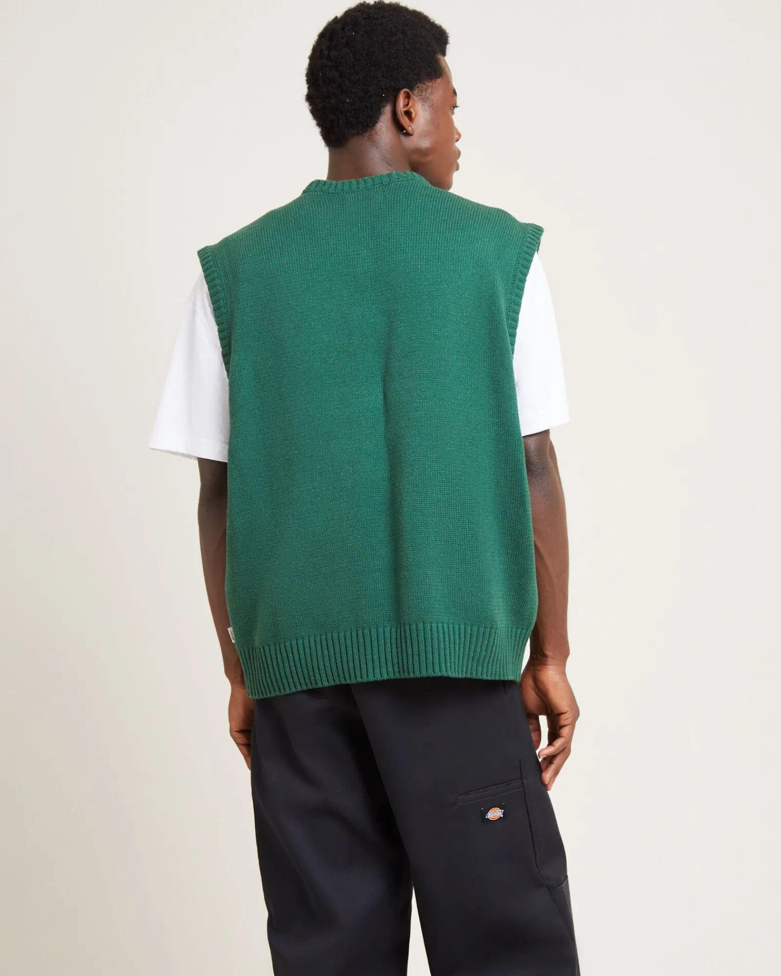service_knit_vest_green_1.webp New ARVUST Service Knit Vest Green