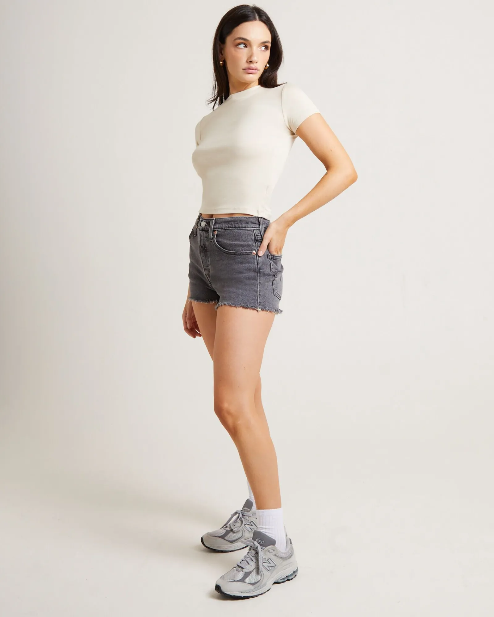 slinky_fitted_tee_in_vint_3.webp Online GENERAL PANTS CO. BASICS Slinky Fitted Tee In Vintage Stone