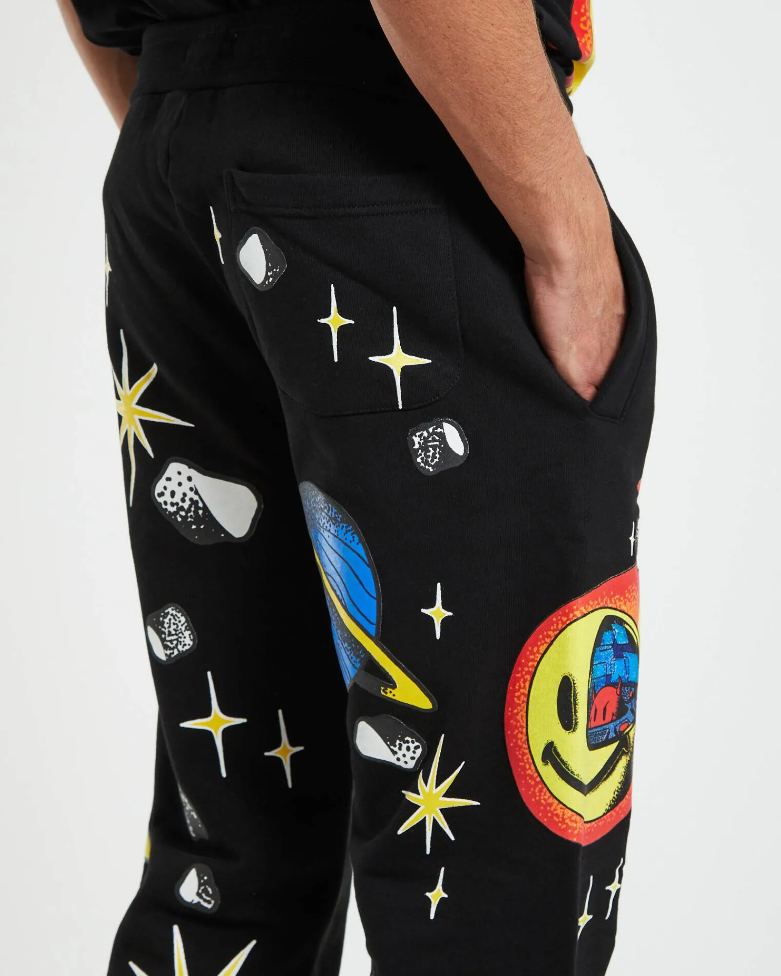 smiley_conflicted_sweatpa_5.webp Cheap MARKET Smiley Conflicted Sweatpants In Black
