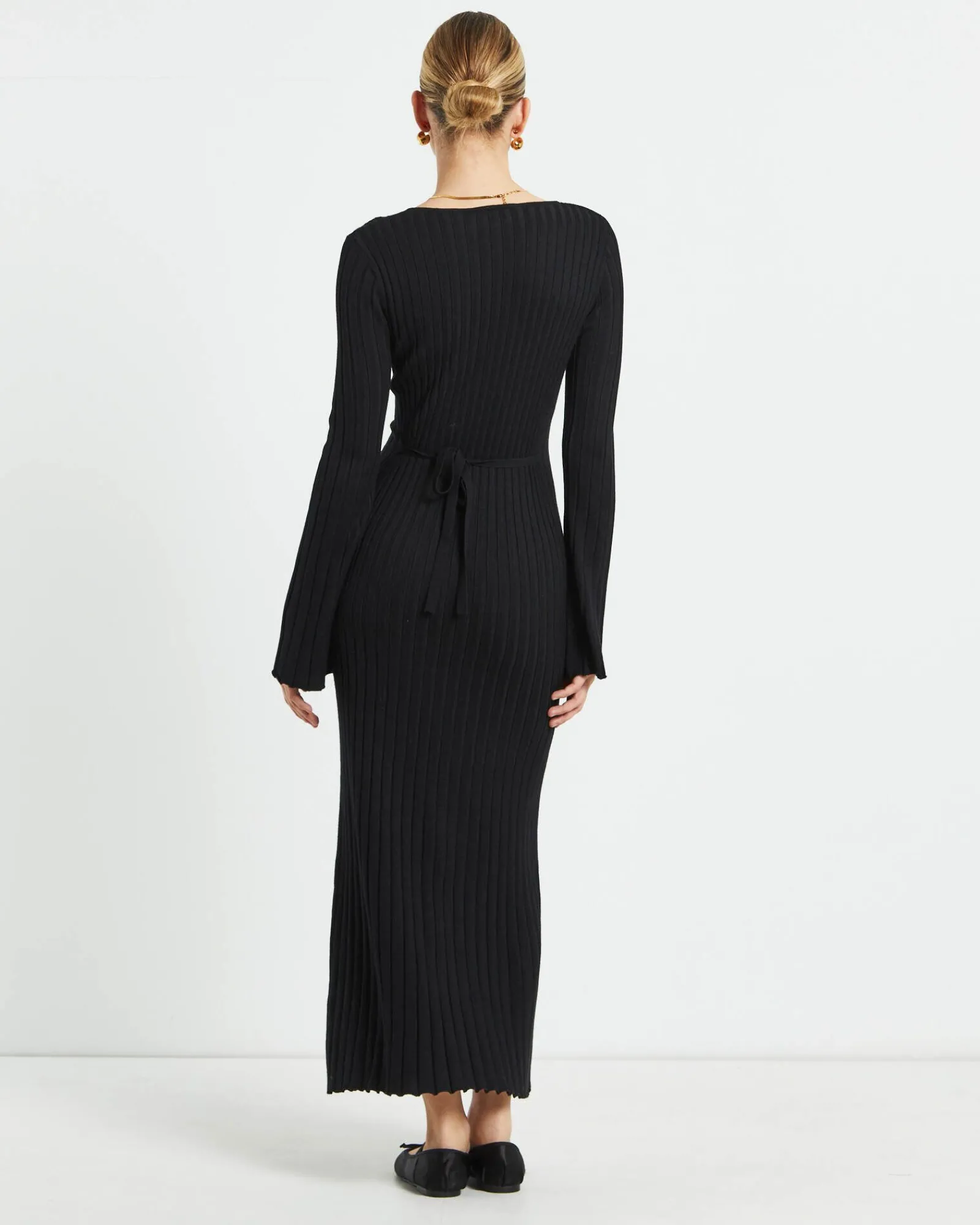 sophie_long_sleeve_rib_kn_2.webp Store SUBTITLED Sophie Long Sleeve Rib Knit Dress Black