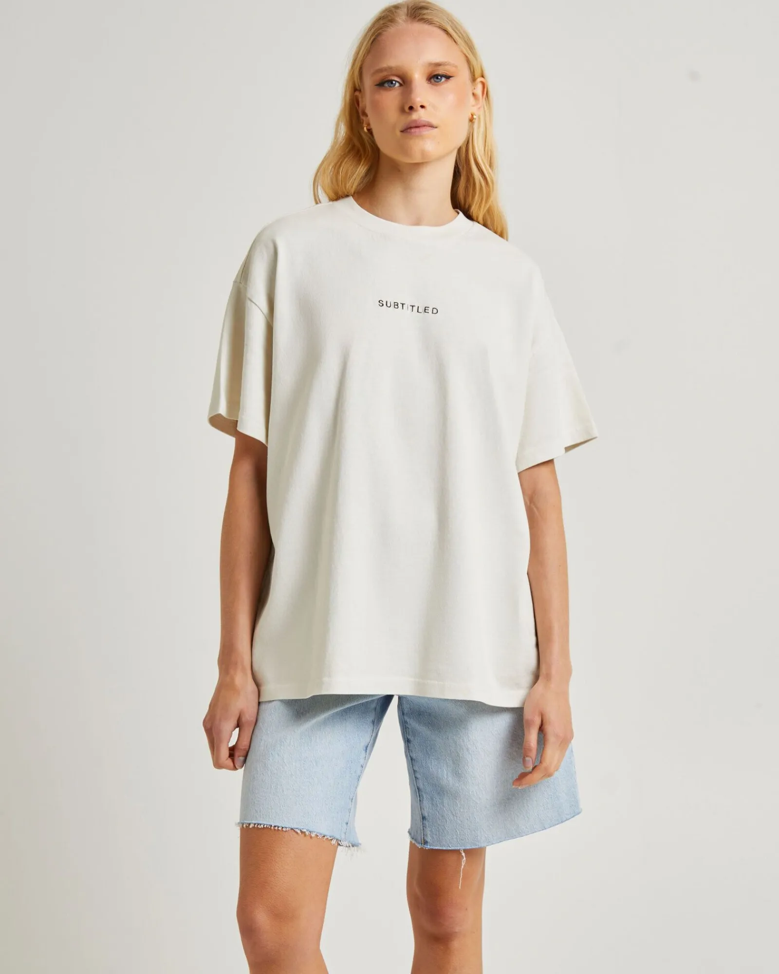 state_oversized_tshirt_0.webp Outlet SUBTITLED State Oversized T-Shirt