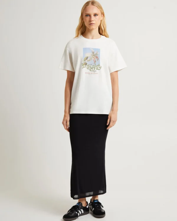 Hot INSIGHT Still Life Boyfriend Tee