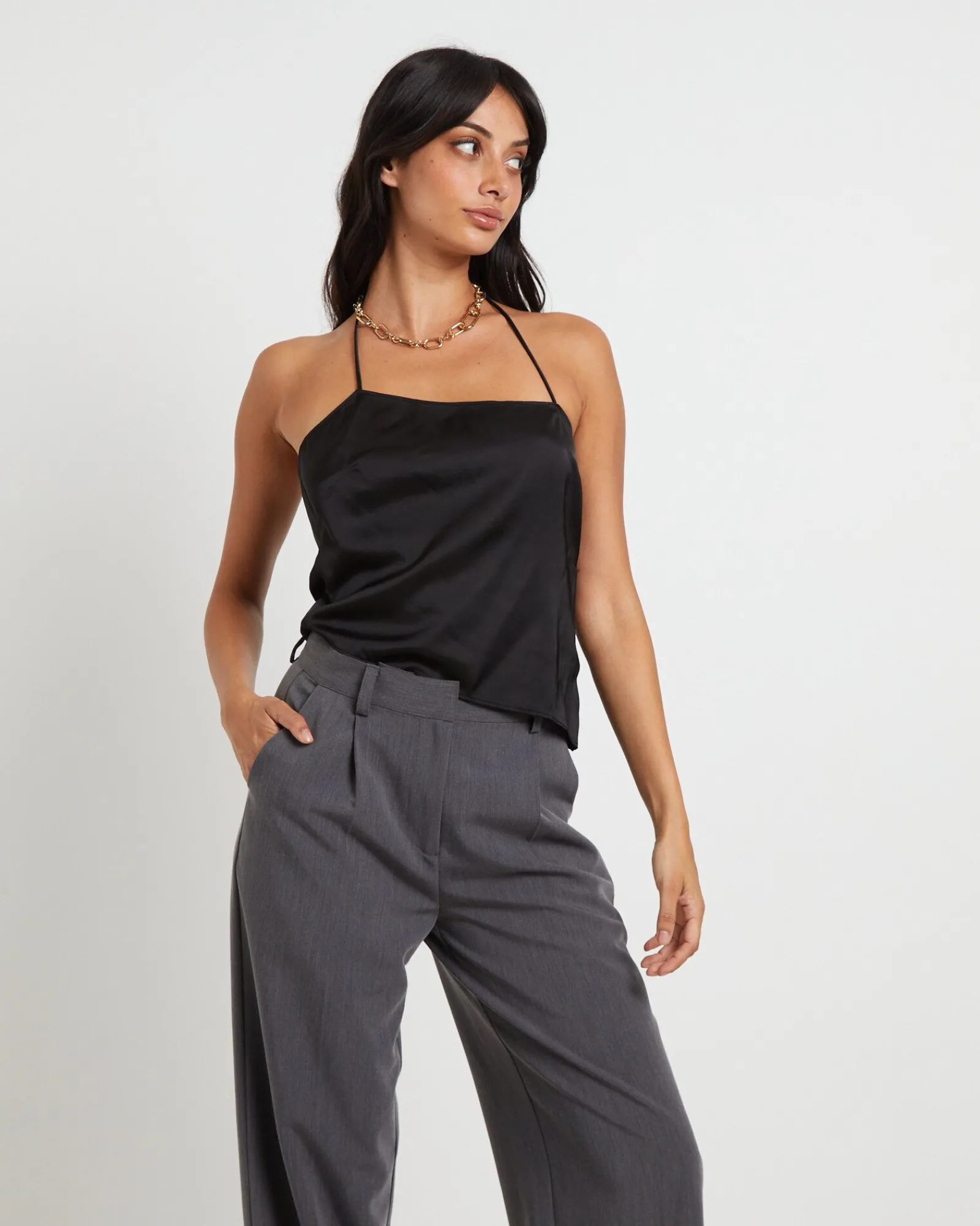 suki_silky_asymmetric_top_4.webp Flash Sale ALICE IN THE EVE Suki Silky Asymmetric Top In Black
