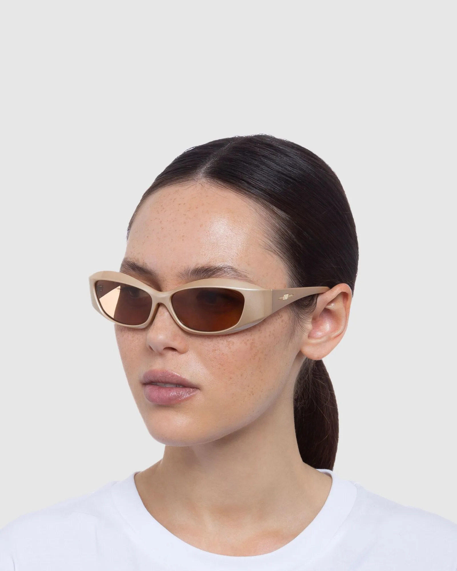 swift_lust_sunglasses_pea_6.webp Cheap LE SPECS Swift Lust Sunglasses Pearl Nougat