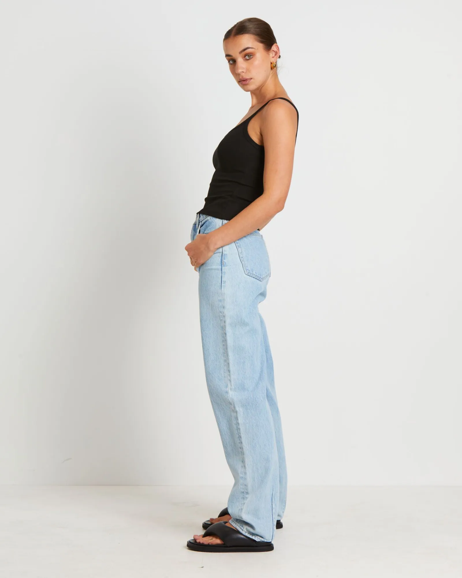 tank_top_in_black_3.webp Hot GENERAL PANTS CO. BASICS Tank Top In Black