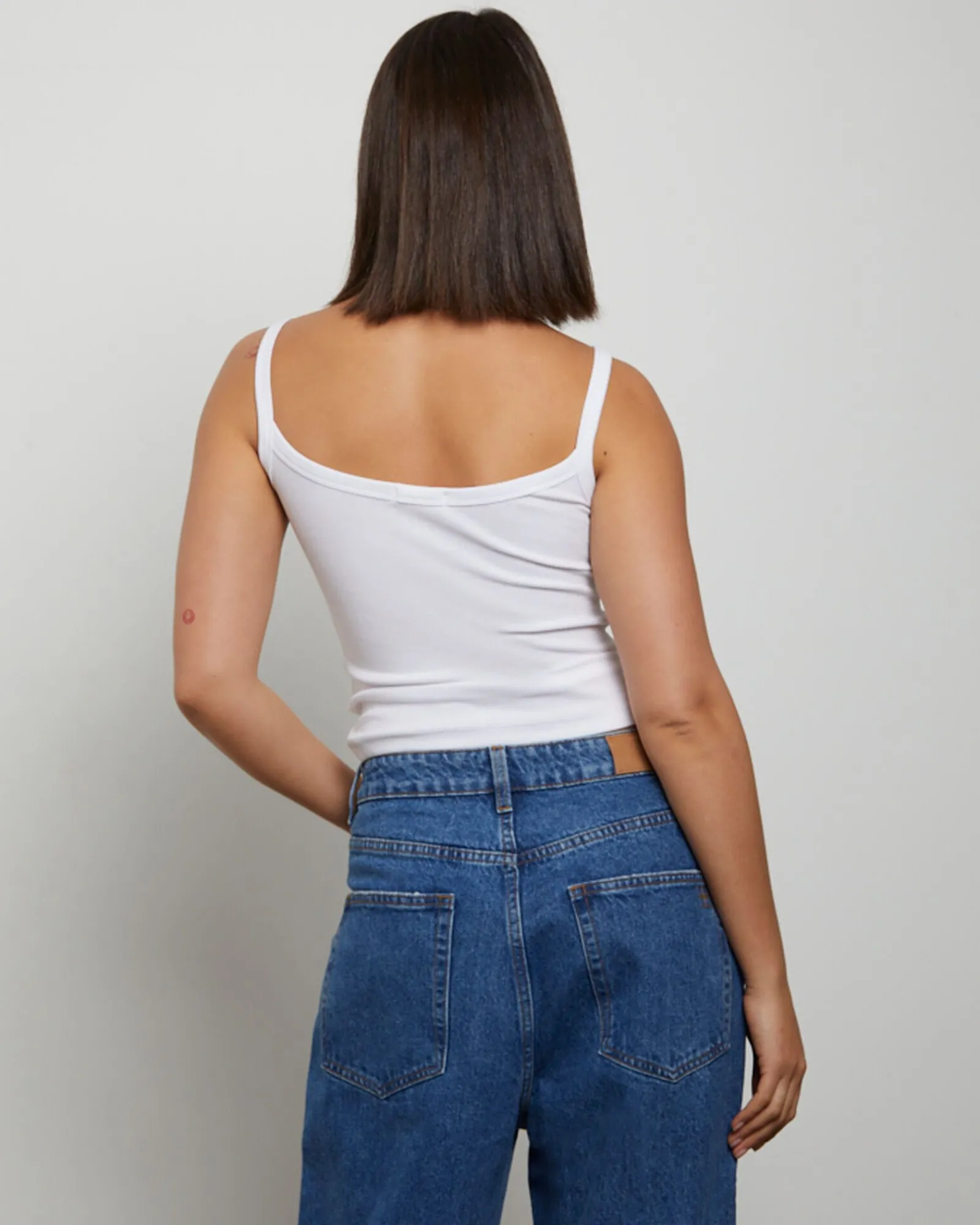 tank_top_in_white_1.webp Discount GENERAL PANTS CO. BASICS Tank Top In White