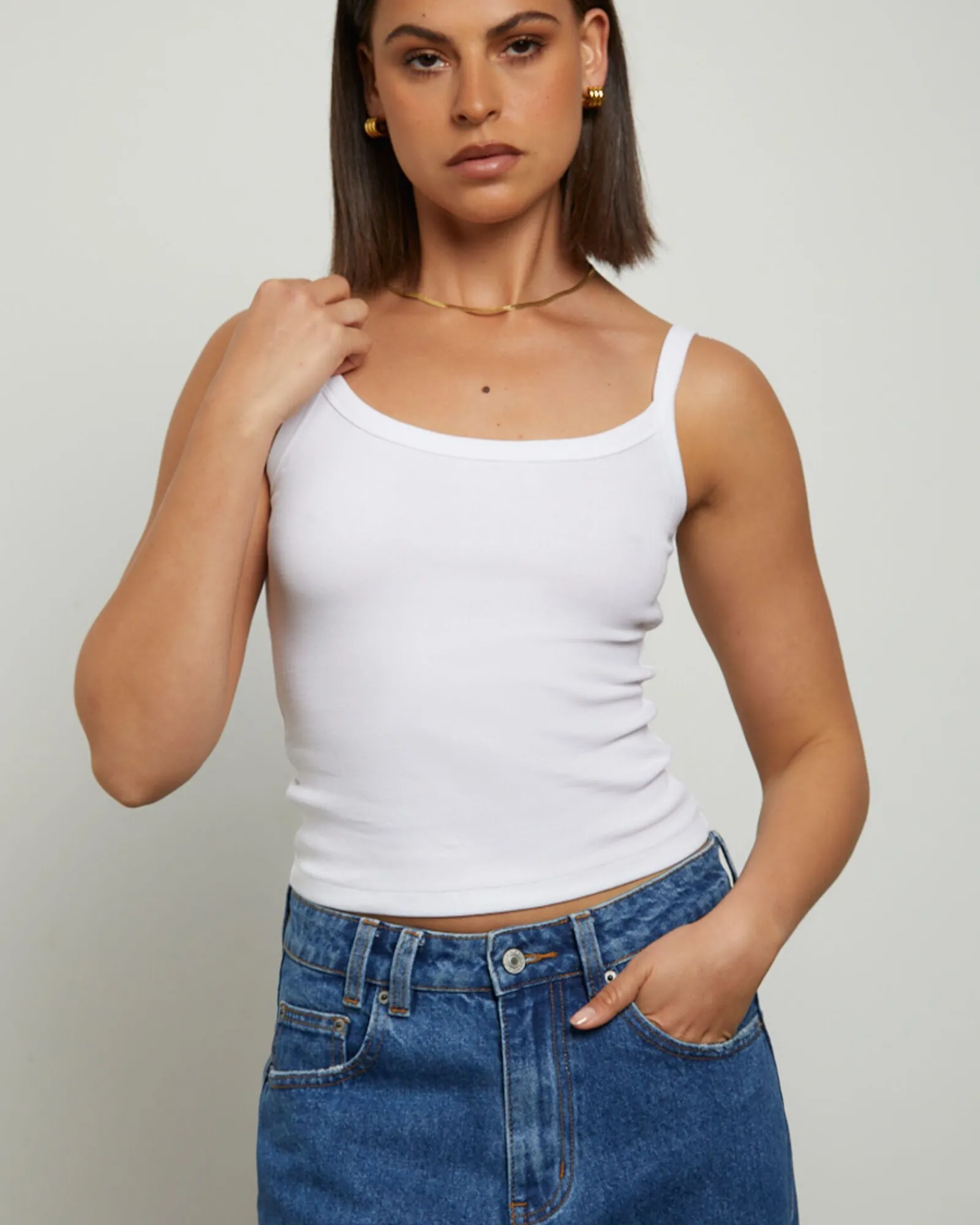 tank_top_in_white_4.webp Discount GENERAL PANTS CO. BASICS Tank Top In White