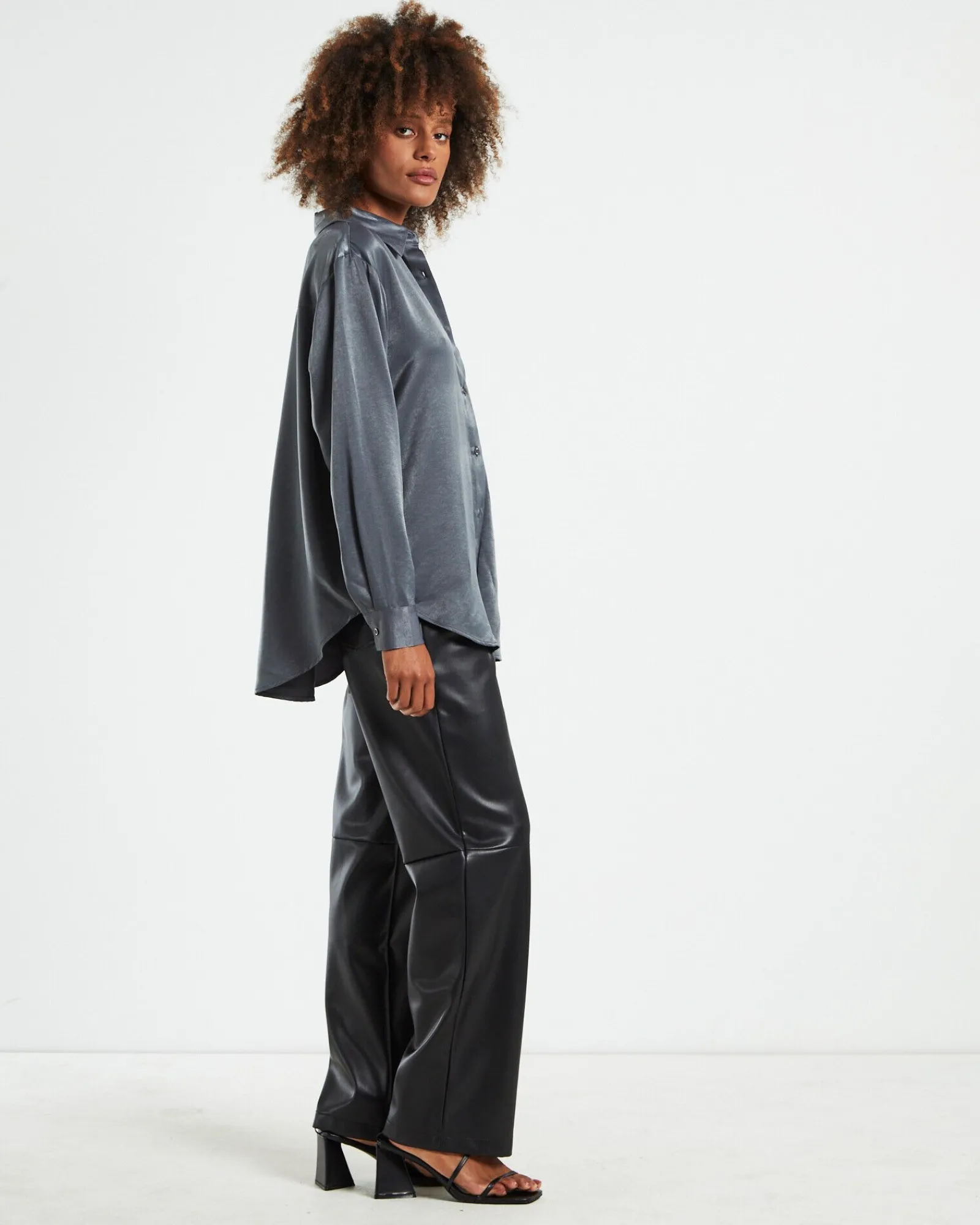 tina_silky_oversized_long_3.webp New ALICE IN THE EVE Tina Silky Oversized Long Sleeve Shirt Charcoal