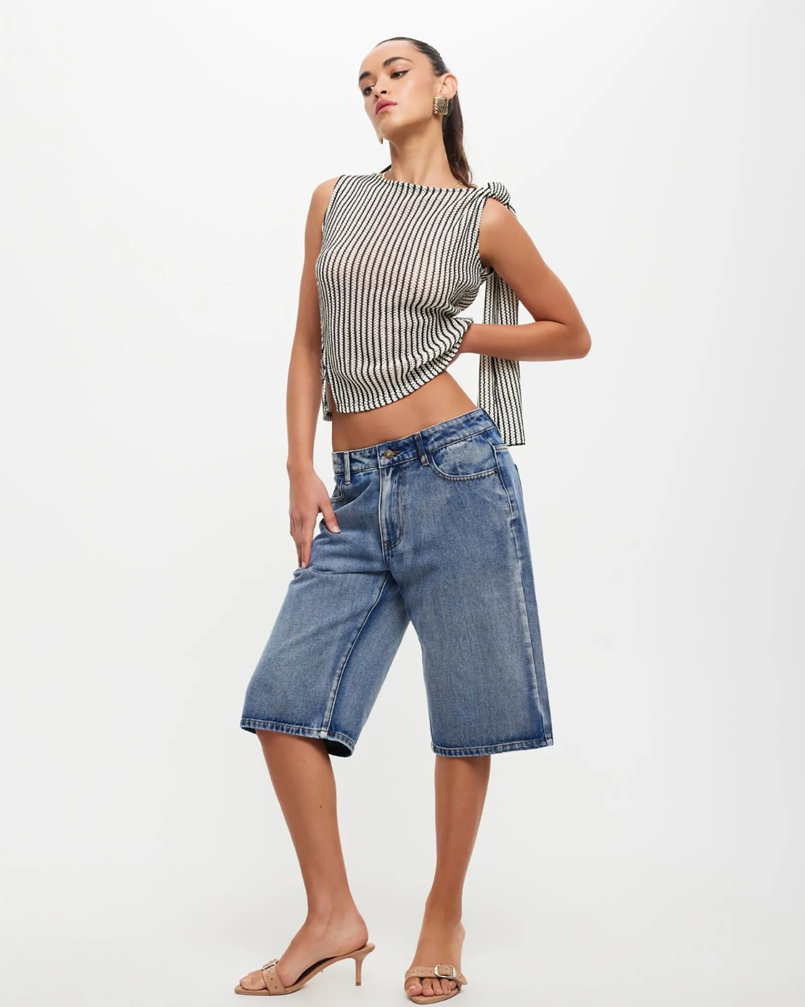 tranquil_top_in_white_str_2.webp Cheap LIONESS Tranquil Top In White Stripe