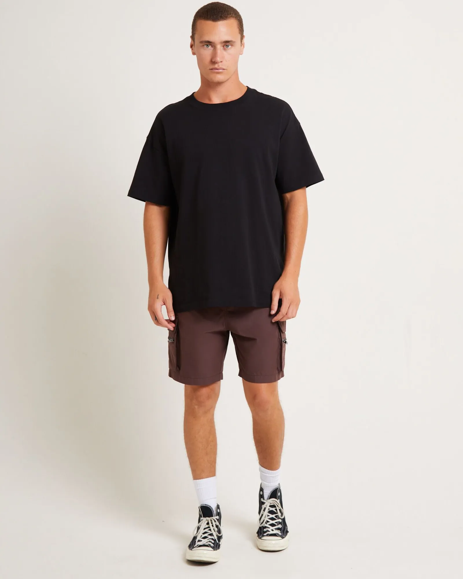 utility_shorts_in_umber_b_1.webp Outlet STANDARD JEAN CO Utility Shorts In Umber Brown