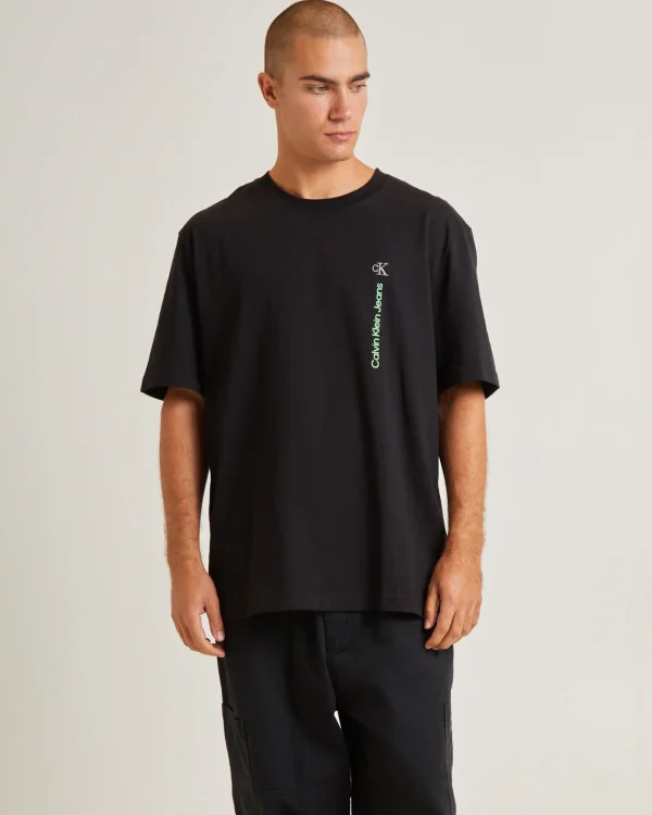 Discount CALVIN KLEIN Vertical Institutional Short Sleeve T-Shirt