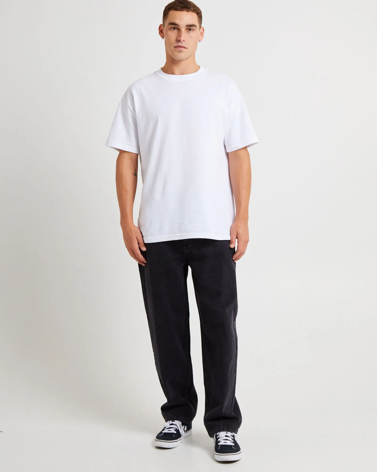 wide_boy_jeans_black_2.webp Fashion SPENCER PROJECT Wide Boy Jeans Black