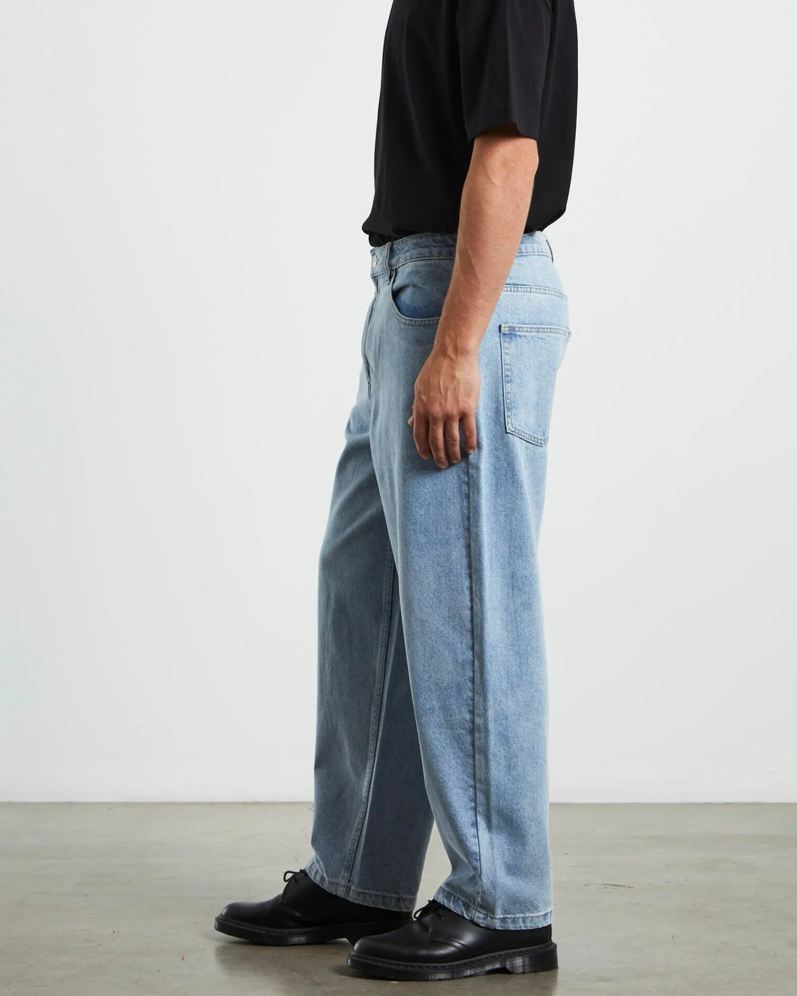 wide_boy_jeans_s_light_bl_8.webp Shop SPENCER PROJECT Wide Boy Jeans 90'S Light Blue